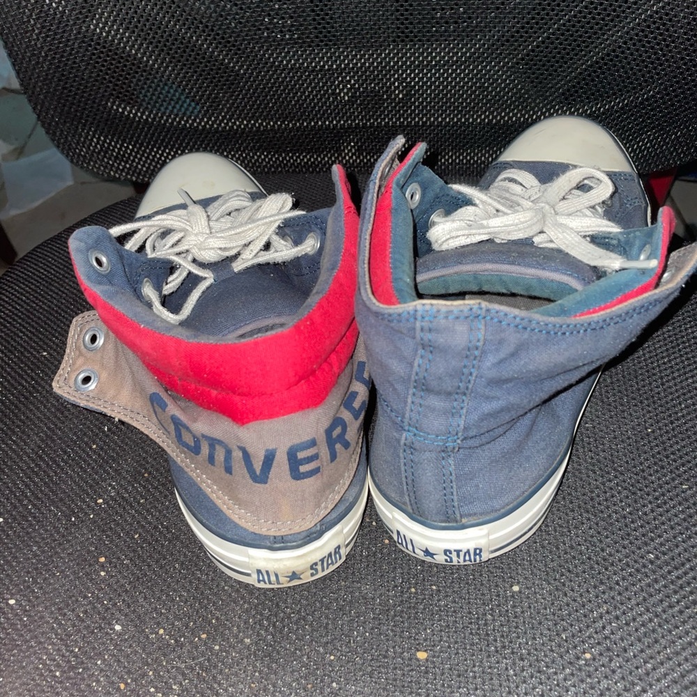 Converse shoes - Picture 3 of 4